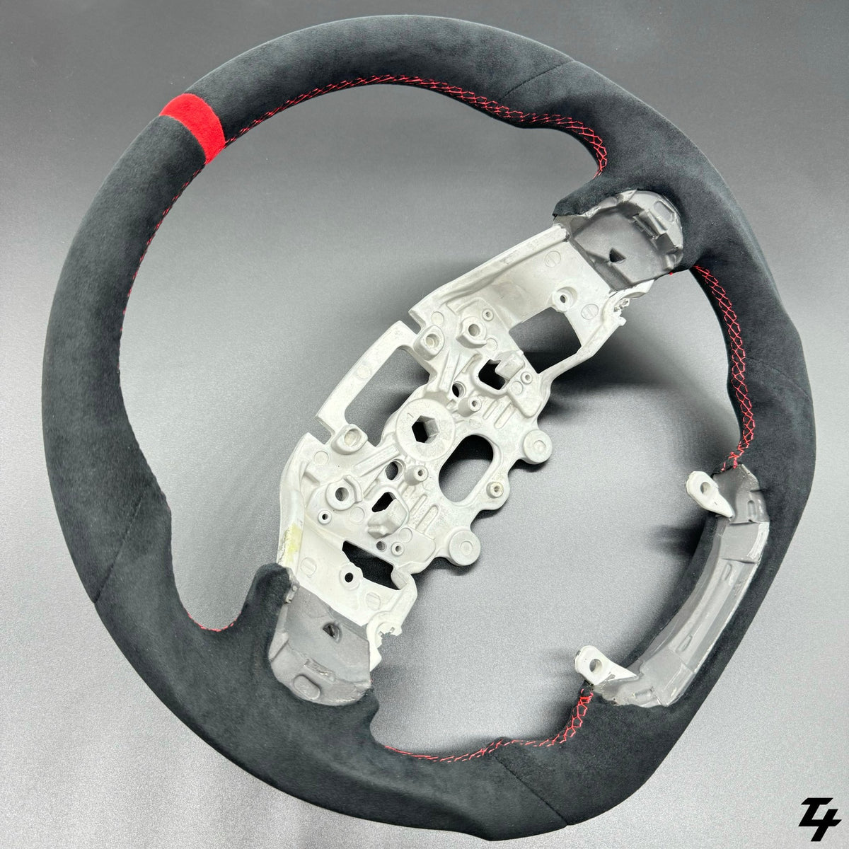 Ford Ranger Raptor 2022 - On Premium Steering Wheel - Alcantara - Tech4tourers