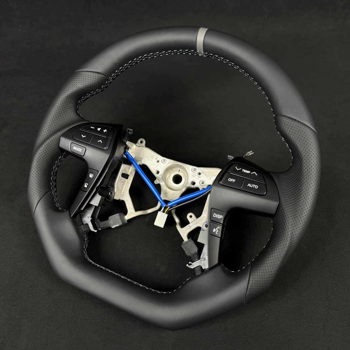 Premium Steering wheel Leather + Centre Stripe suitable for use with Toyota Hilux N70 2011-2015 - Tech4tourers