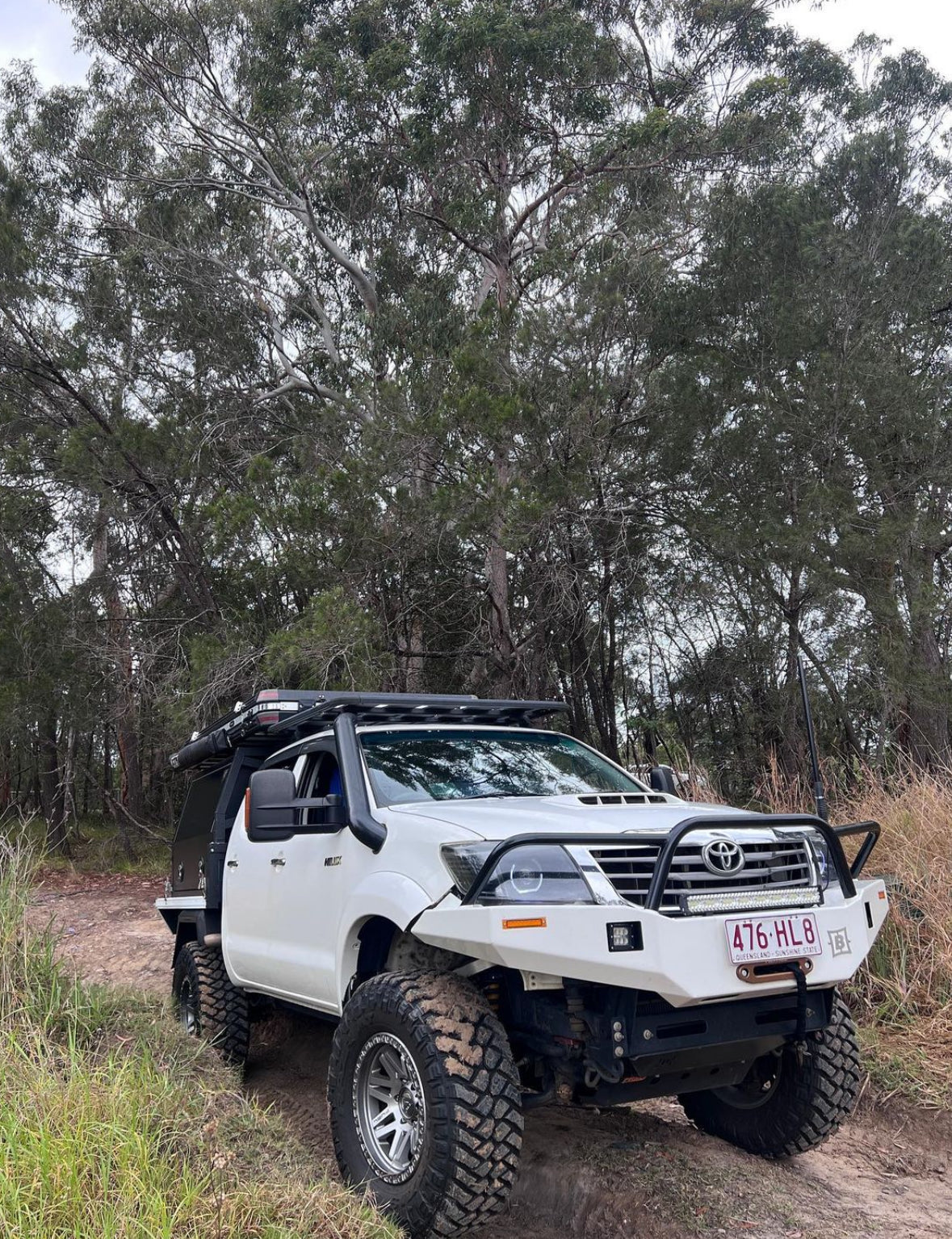 Premium Projector Headlights suitable for use with Toyota Hilux N70