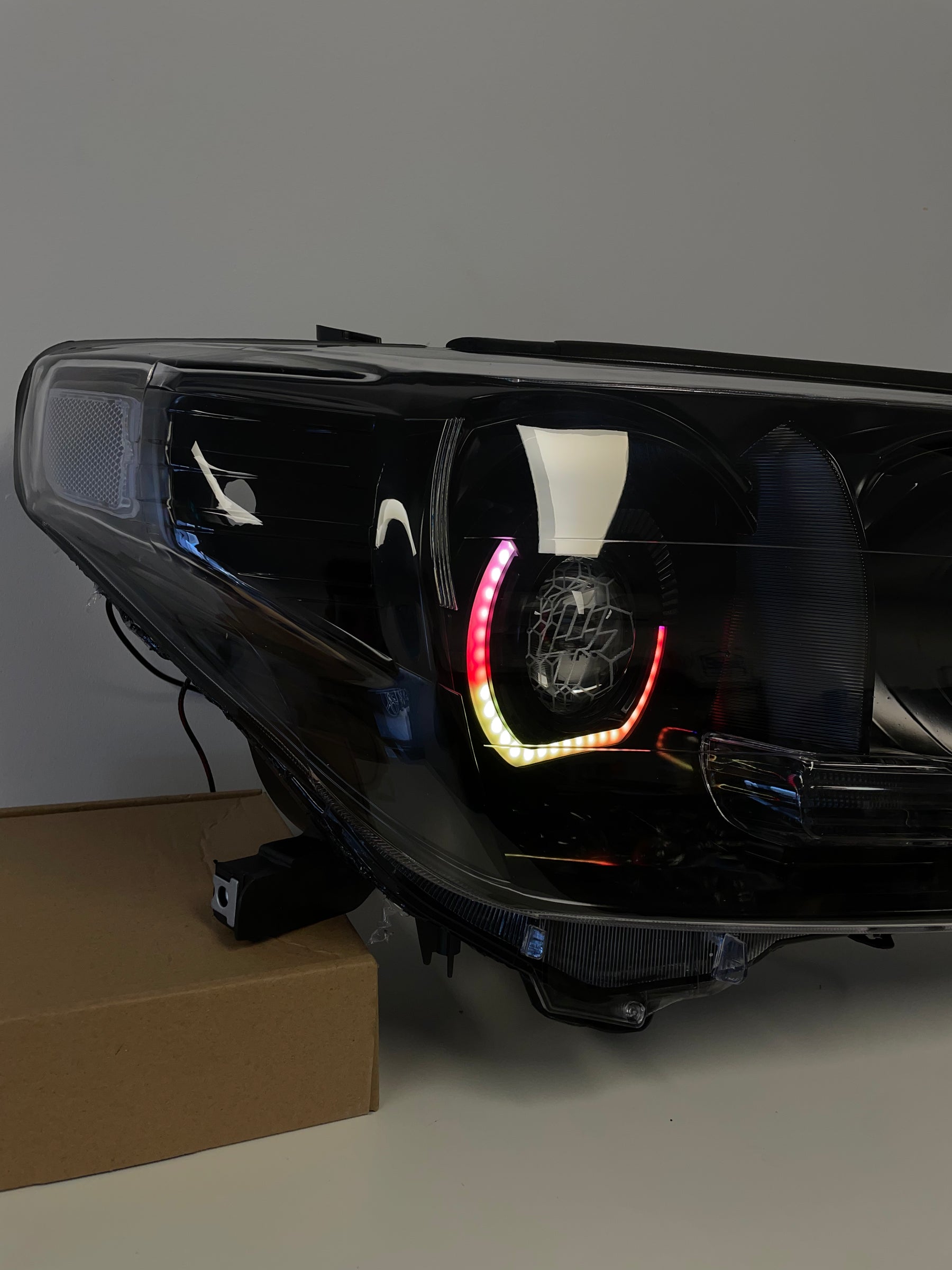 Premium Projector Headlights suitable for use with Toyota Land Cruiser 200 series