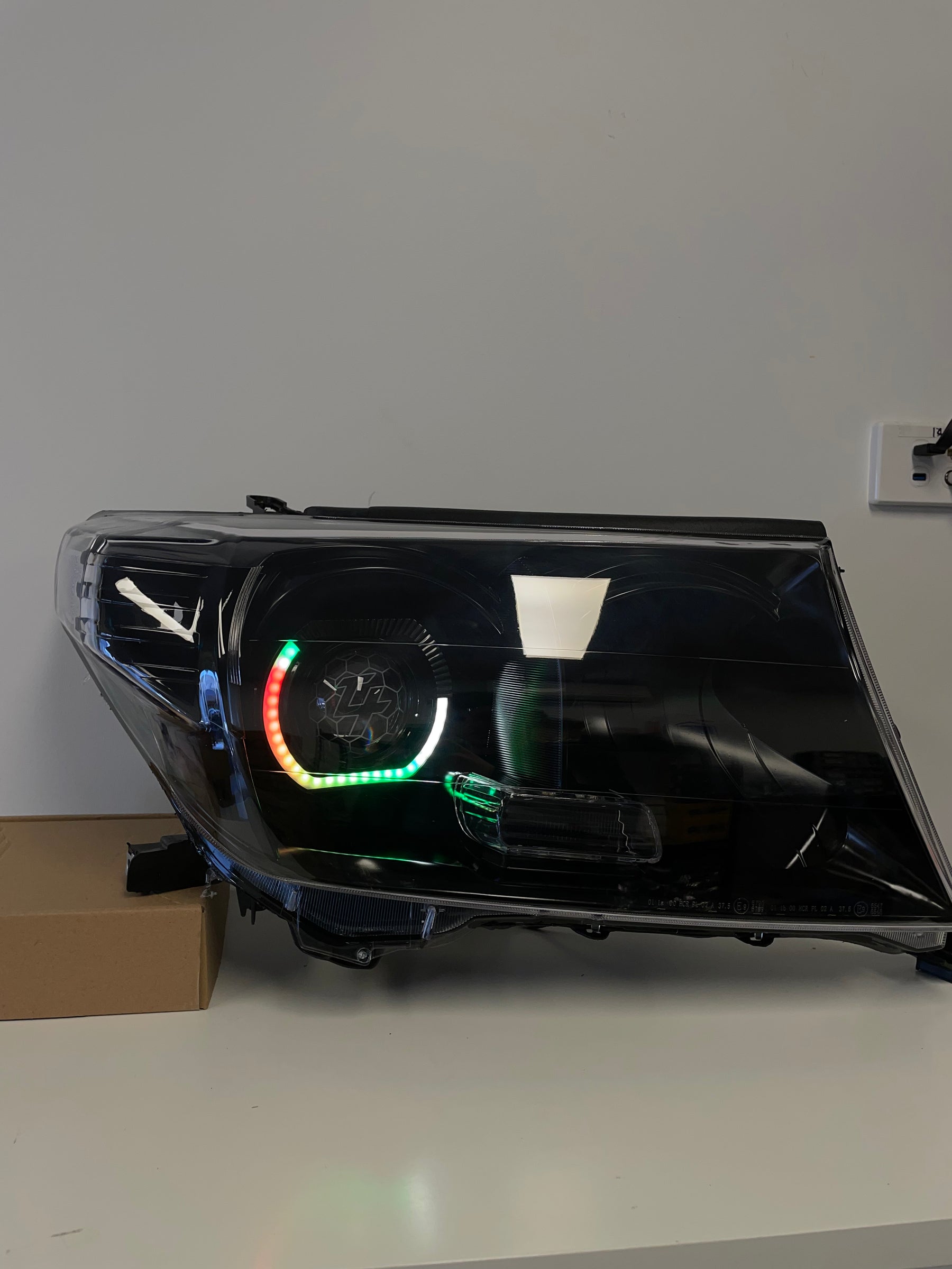 Premium Projector Headlights suitable for use with Toyota Land Cruiser 200 series