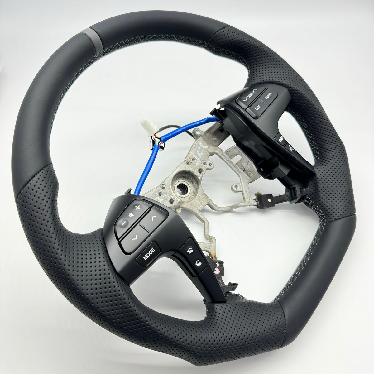 Premium Steering wheel Leather + Centre Stripe suitable for use with Toyota Hilux N70 2011-2015