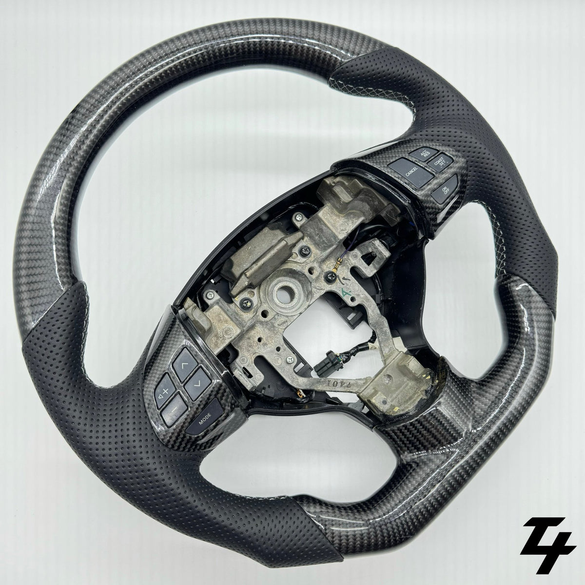 Mitsubishi Triton Ml & MN 2006 - 2015 PREMIUM STEERING WHEEL - GENUINE LEATHER - Tech4tourers