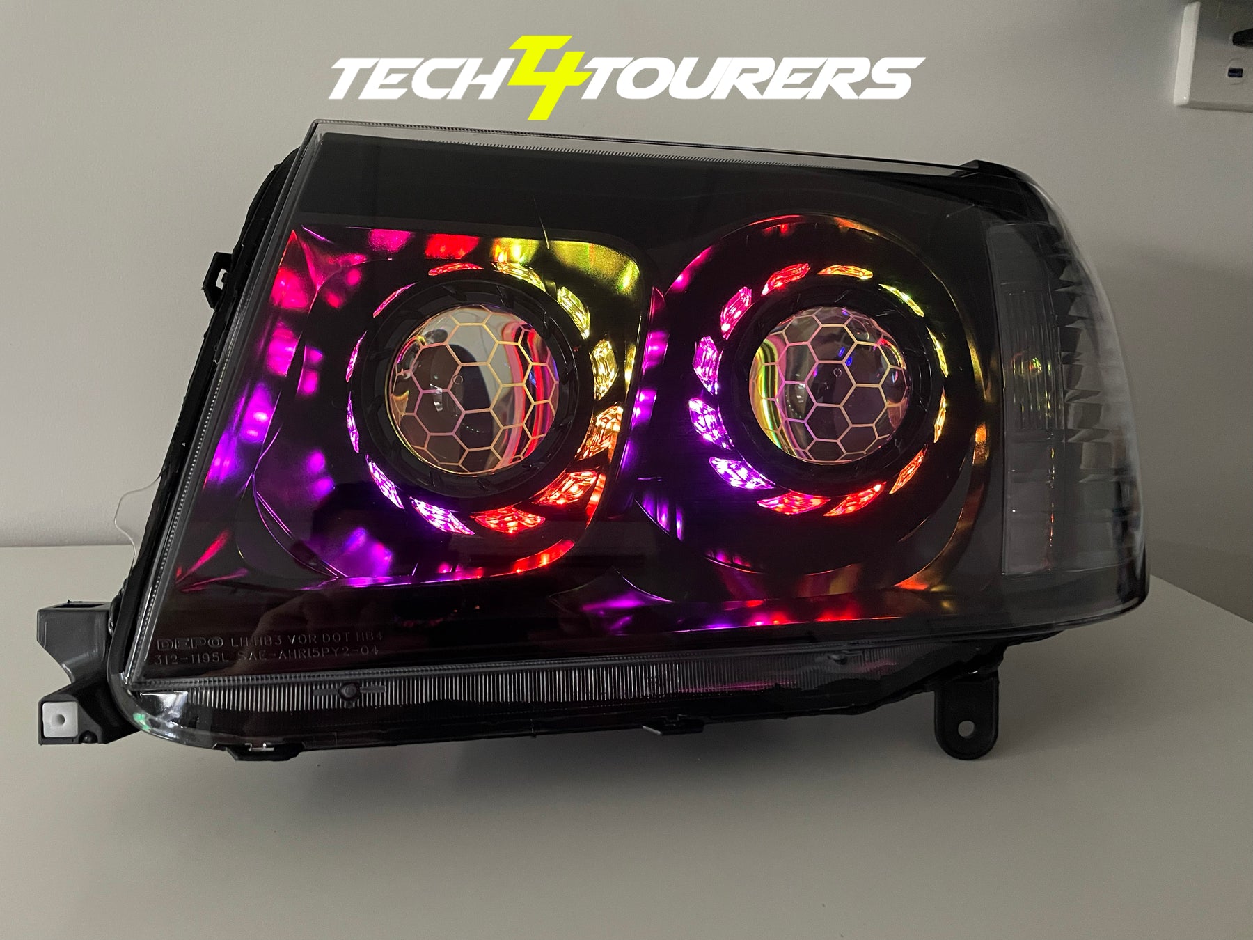 Premium Projector Headlights suitable for use with Toyota Land Cruiser 100/105 series
