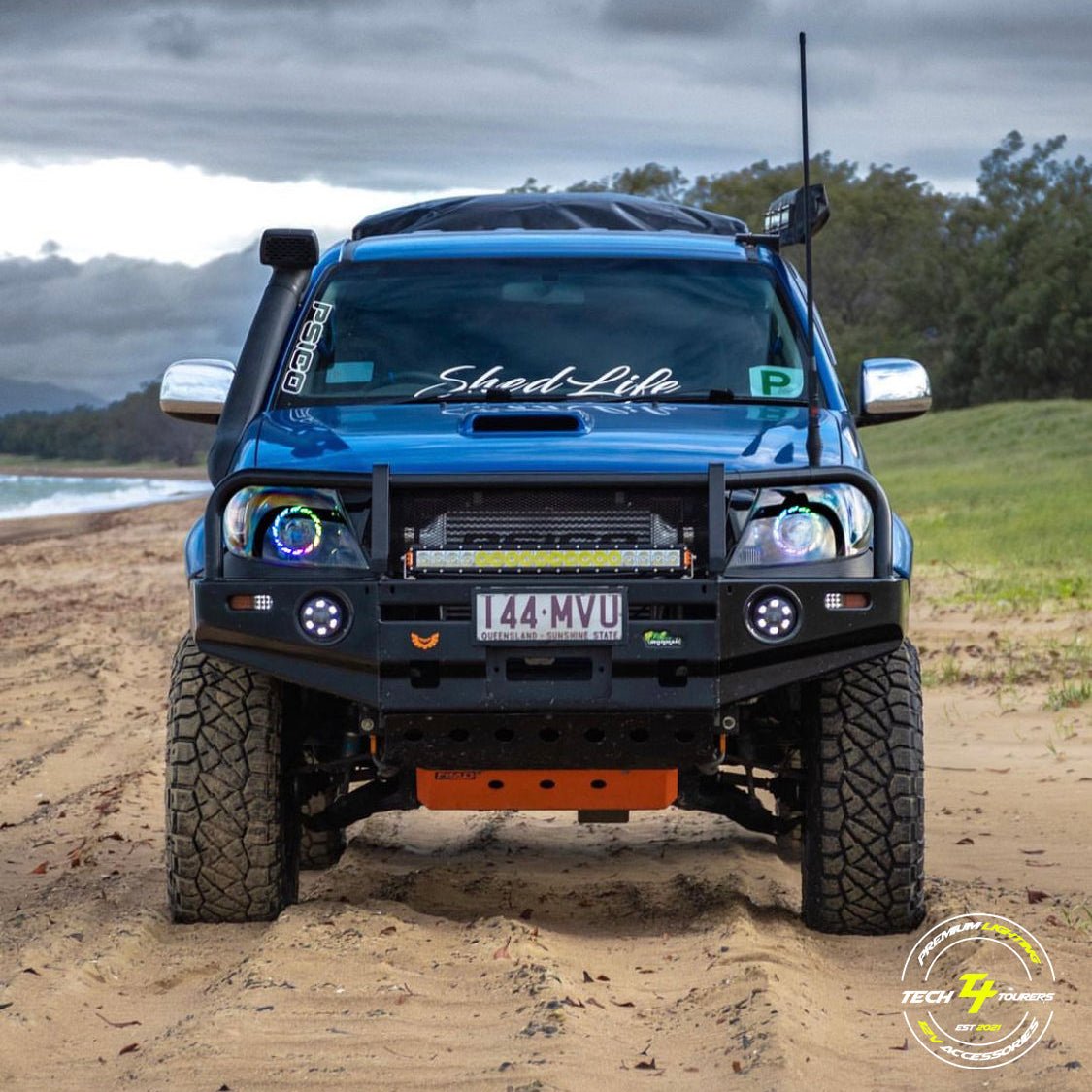 Premium Projector Headlights suitable for use with Toyota Hilux N70 Pre facelift - Tech4tourers