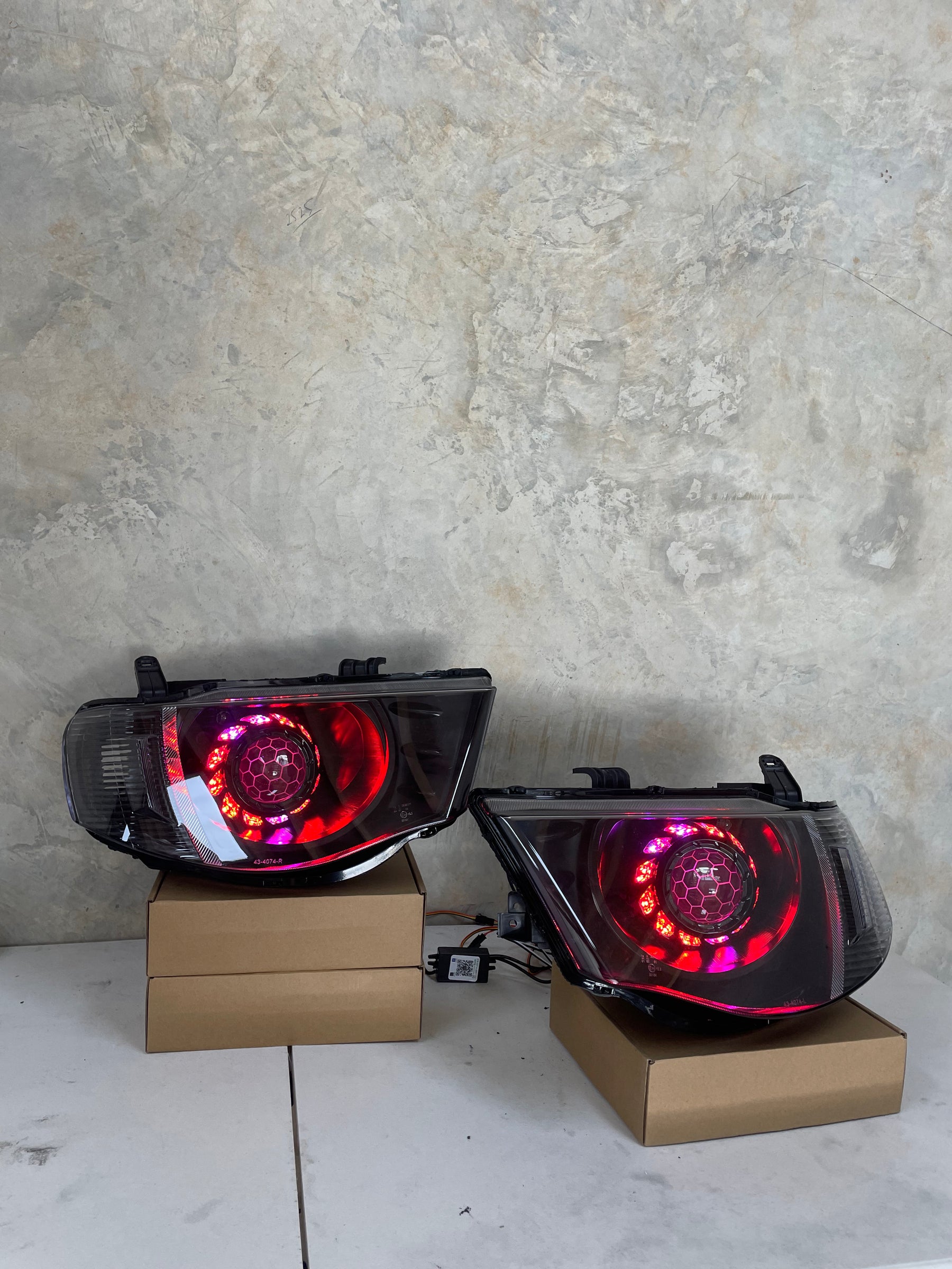 Mitsubishi Triton MN Projector Custom Headlights