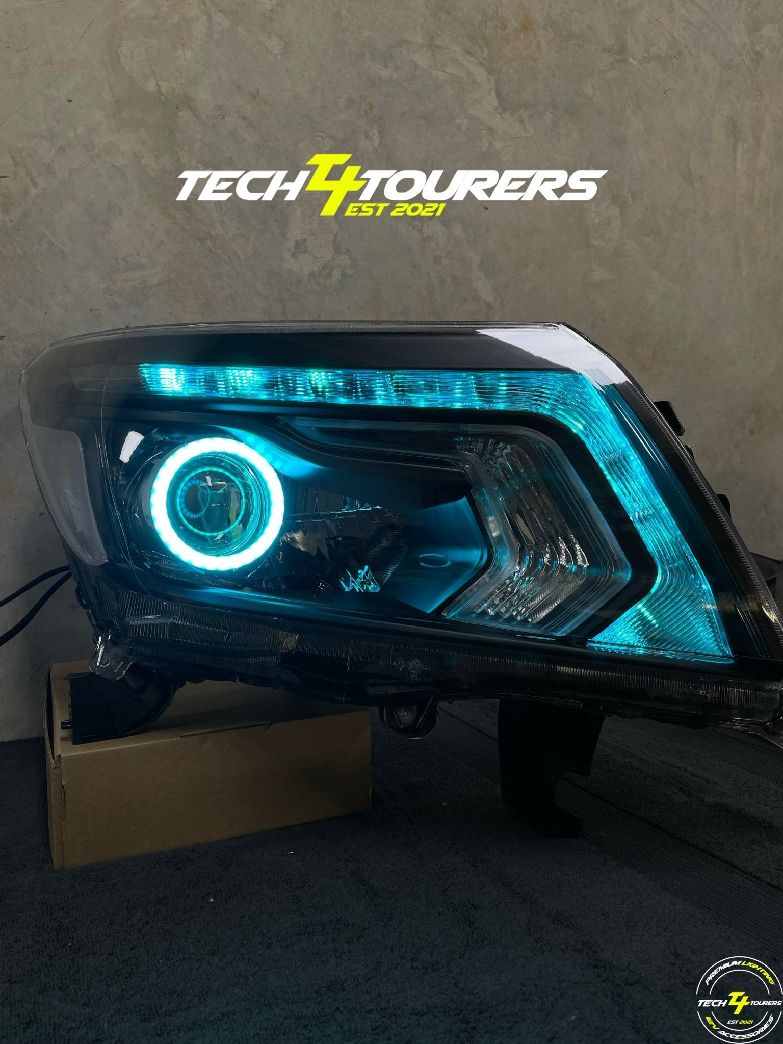 Nissan Navara NP300 2015 - 2021 SL/ST/ST - X Premium Projector Headlights - Tech4tourers
