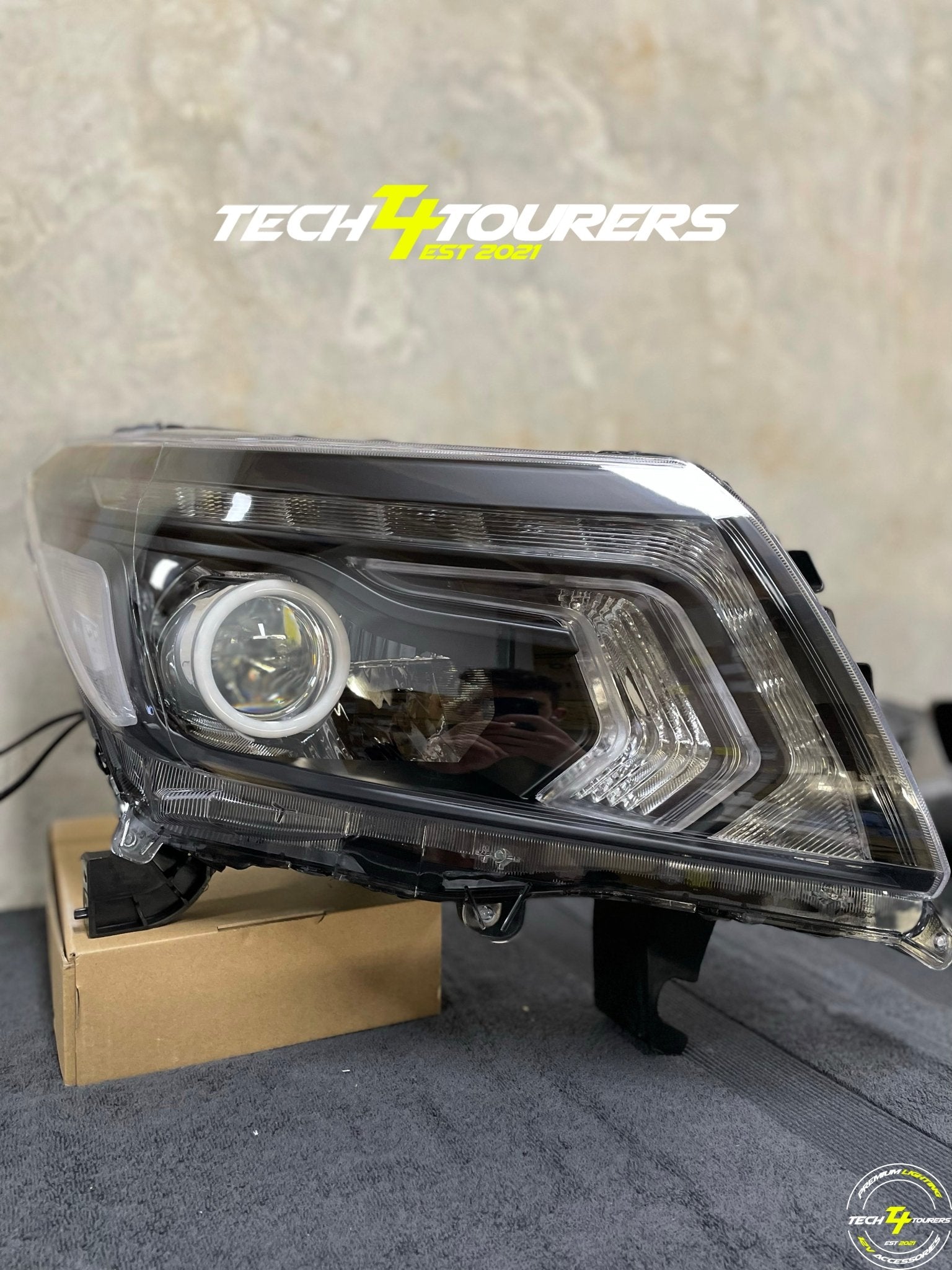 Nissan Navara NP300 2015 - 2021 SL/ST/ST - X Premium Projector Headlights - Tech4tourers