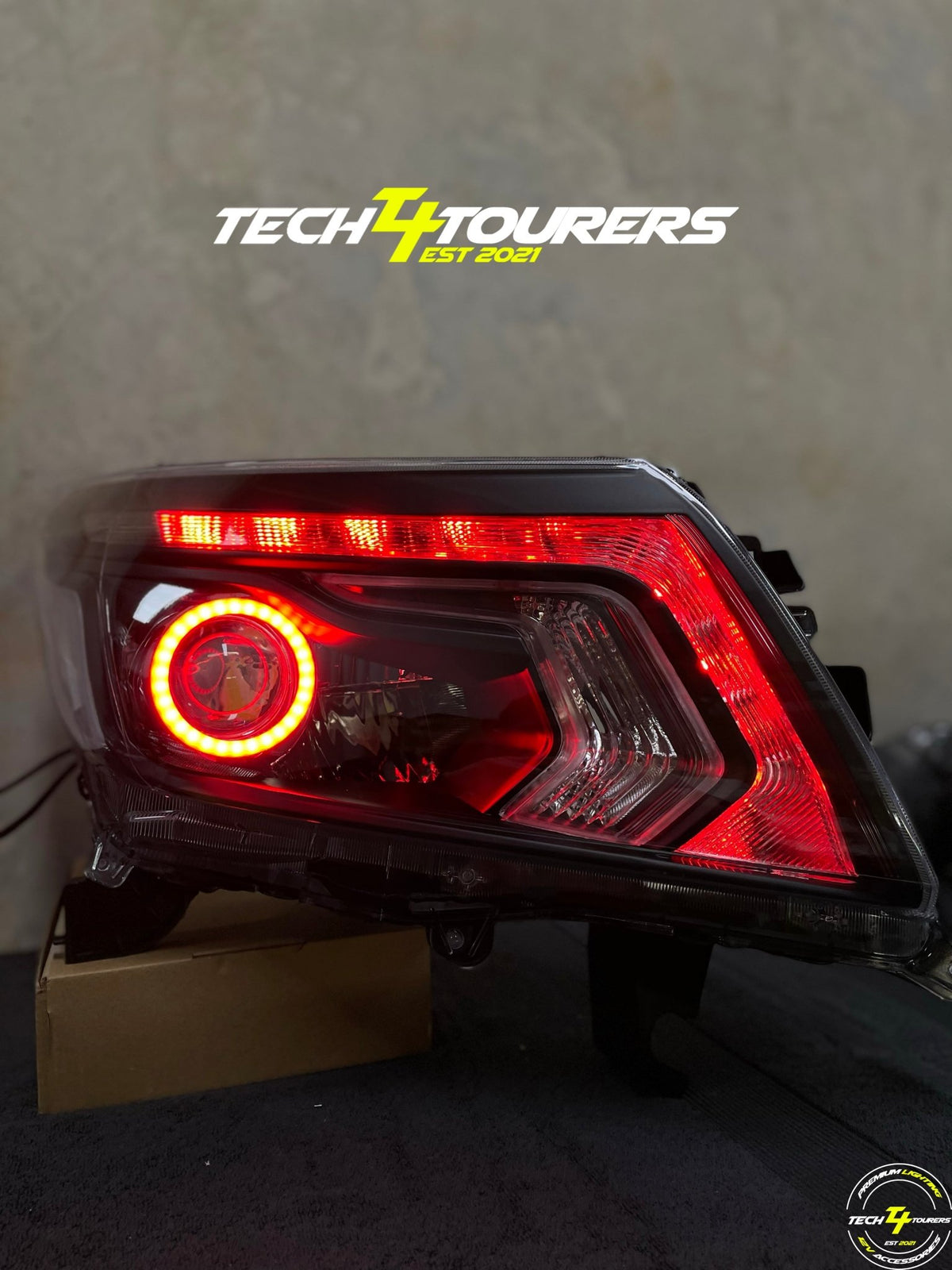 Nissan Navara NP300 2015 - 2021 SL/ST/ST - X Premium Projector Headlights - Tech4tourers