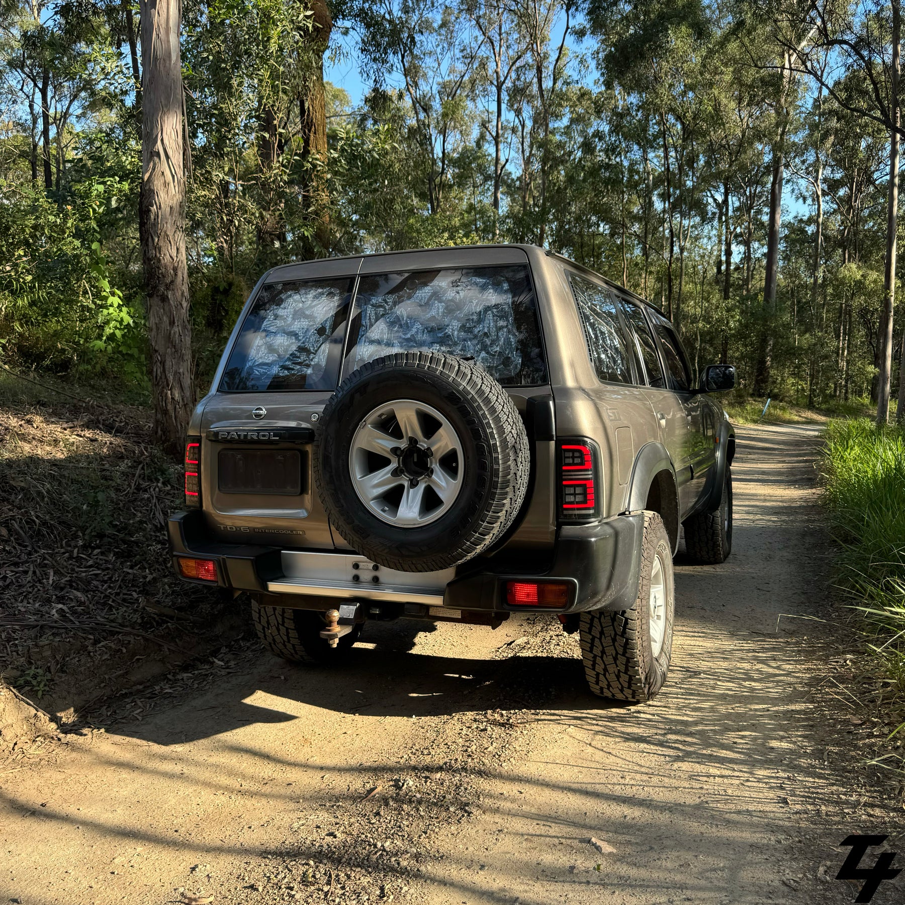 Nissan Gu Patrol Series 1 - 3 1998 - 2004 LED Tail Lights