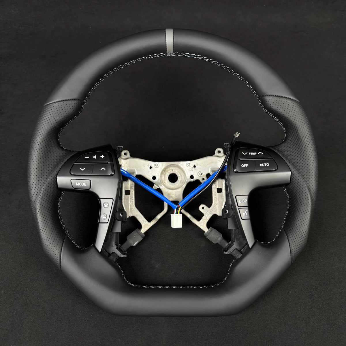 Premium Steering wheel Leather + Centre Stripe suitable for use with Toyota Hilux N70 2011-2015 - Tech4tourers