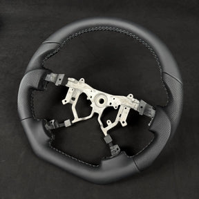Premium Steering wheel - Suitable for use with Toyota LandCruiser 200 Series 2008 - 2015 Genuine Leather - Tech4tourers
