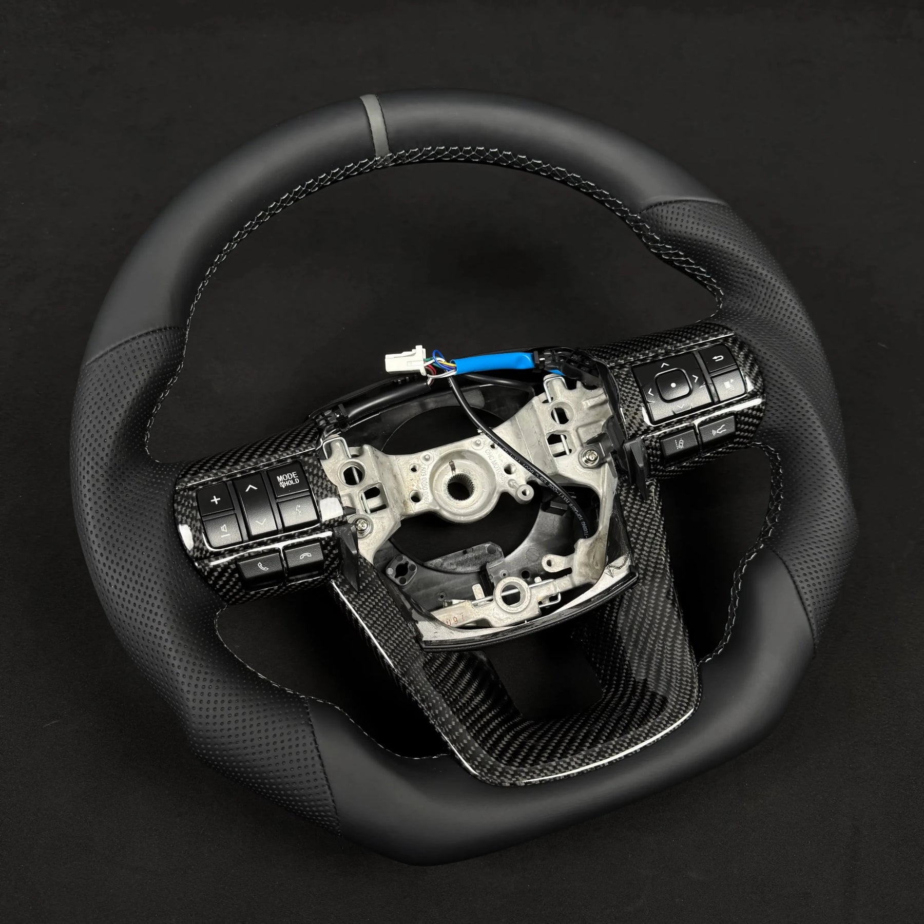 Premium Steering wheel - Suitable for use with Toyota Hilux N80 2015-2026 Genuine Leather + Centre Stripe - Tech4tourers