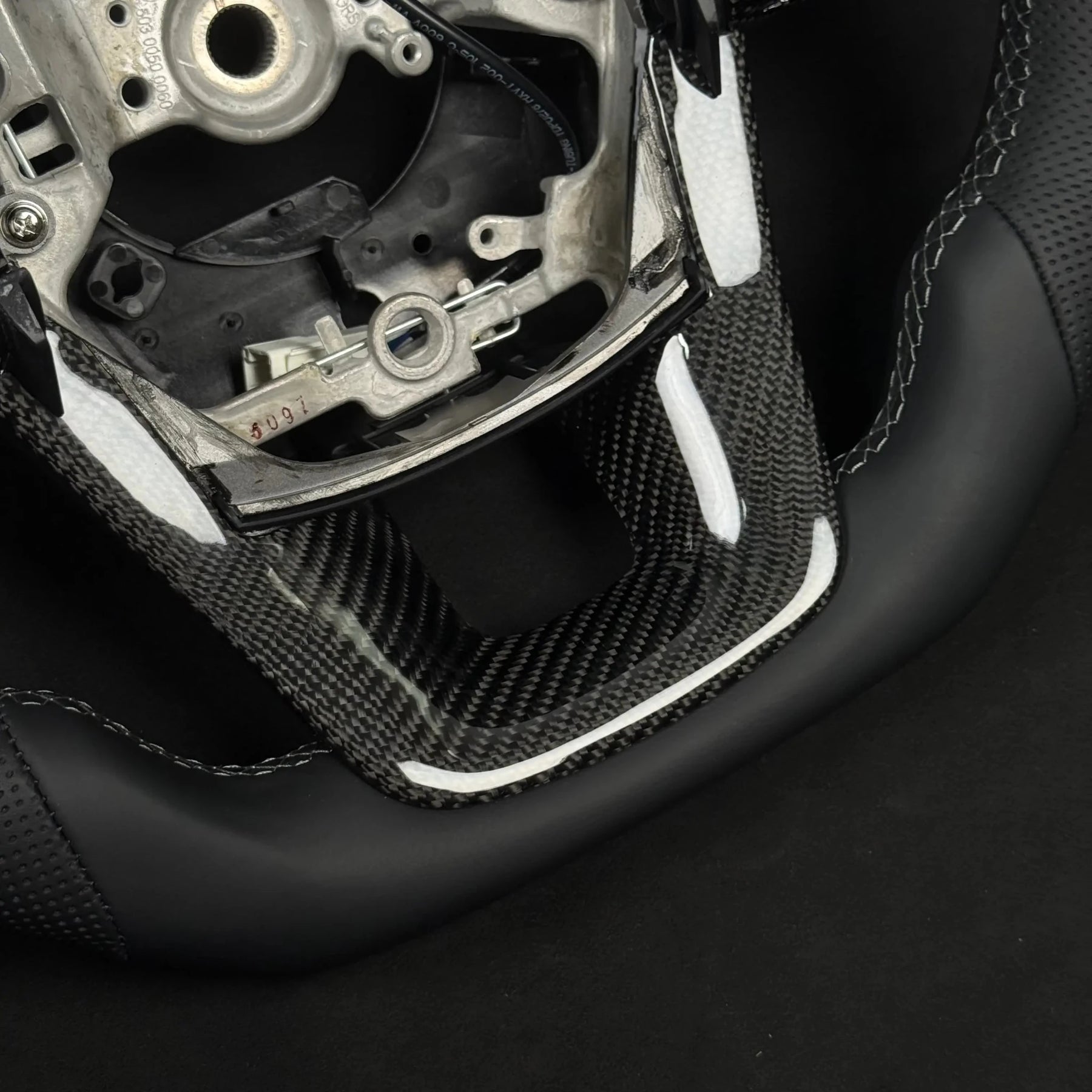Premium Steering wheel - Suitable for use with Toyota Hilux N80 2015-2026 Genuine Leather + Centre Stripe - Tech4tourers