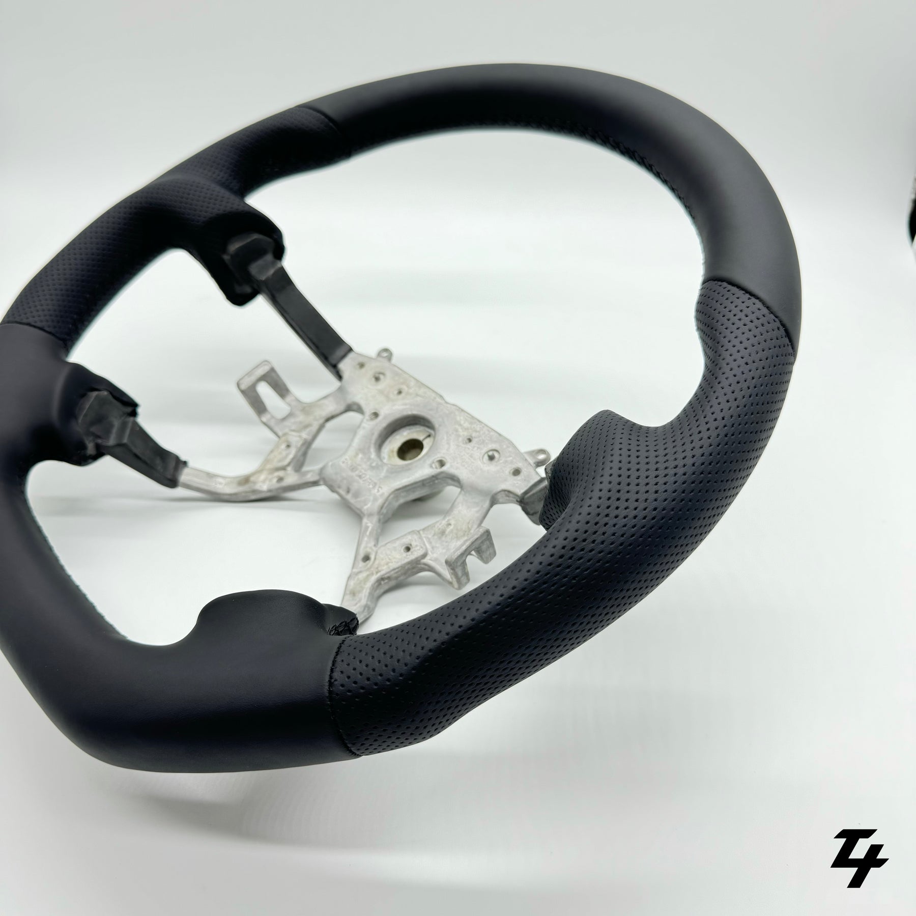 NISSAN PATROL GU Y61 PREMIUM STEERING WHEEL - FULL GENUINE LEATHER