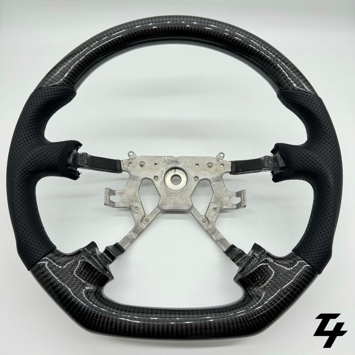 Nissan Patrol Gu Y61 Premium Steering Wheel - Genuine Perforated Leather & Carbon Fiber - Tech4tourers
