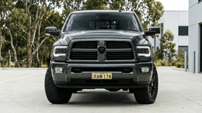 Dodge Ram 1500 2009 - 2018 Premium Projector Headlight - Tech4tourers