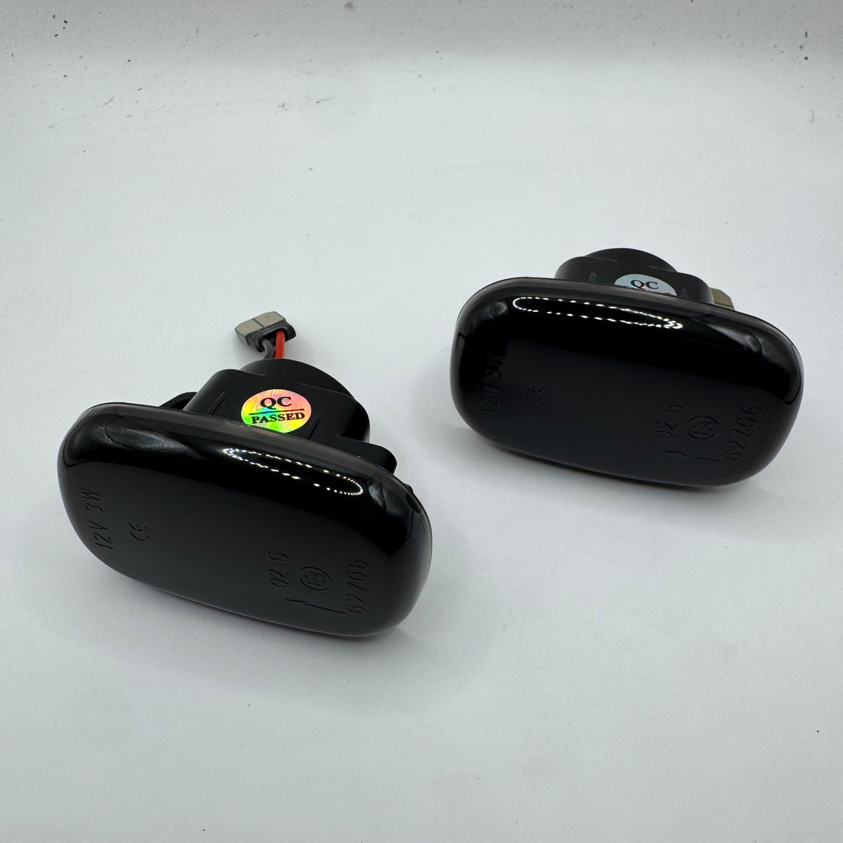 Sequential LED Side Marker (smoked) suitable for Toyota Hilux N70