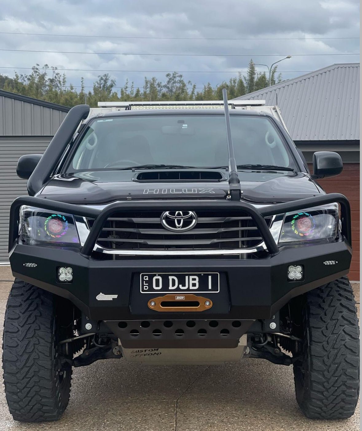 Premium Projector Headlights suitable for use with Toyota Hilux N70 - Tech4tourers