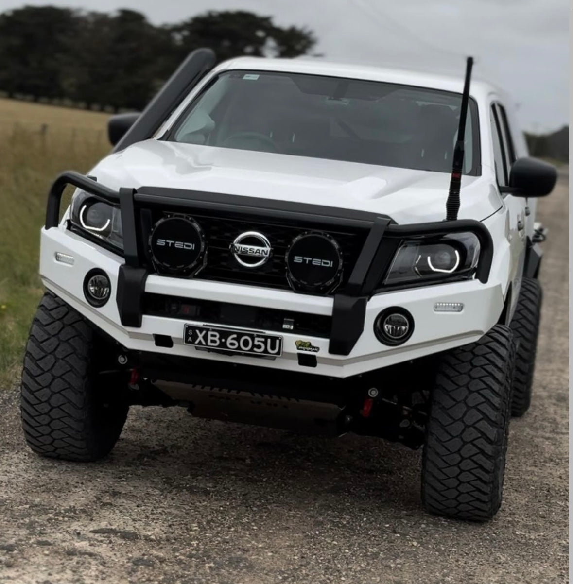 Nissan Navara Np300 Custom/Projector Headlights DX/RX