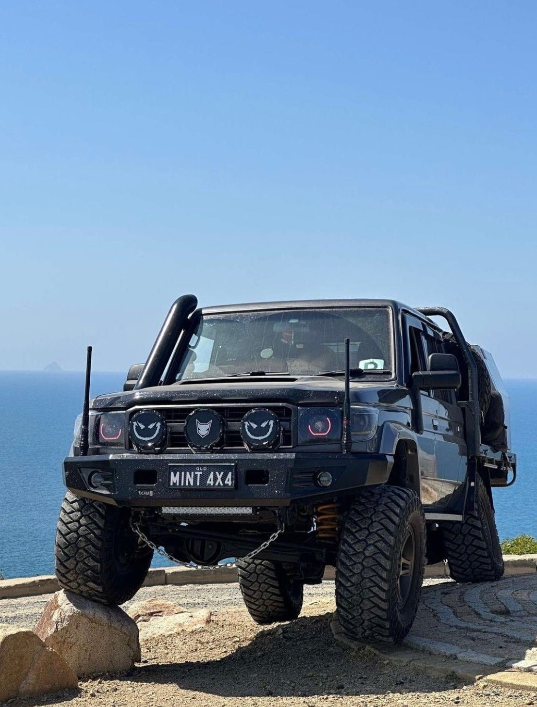 Premium Projector Headlights suitable for use with Toyota LandCruiser 70 Series - Tech4tourers