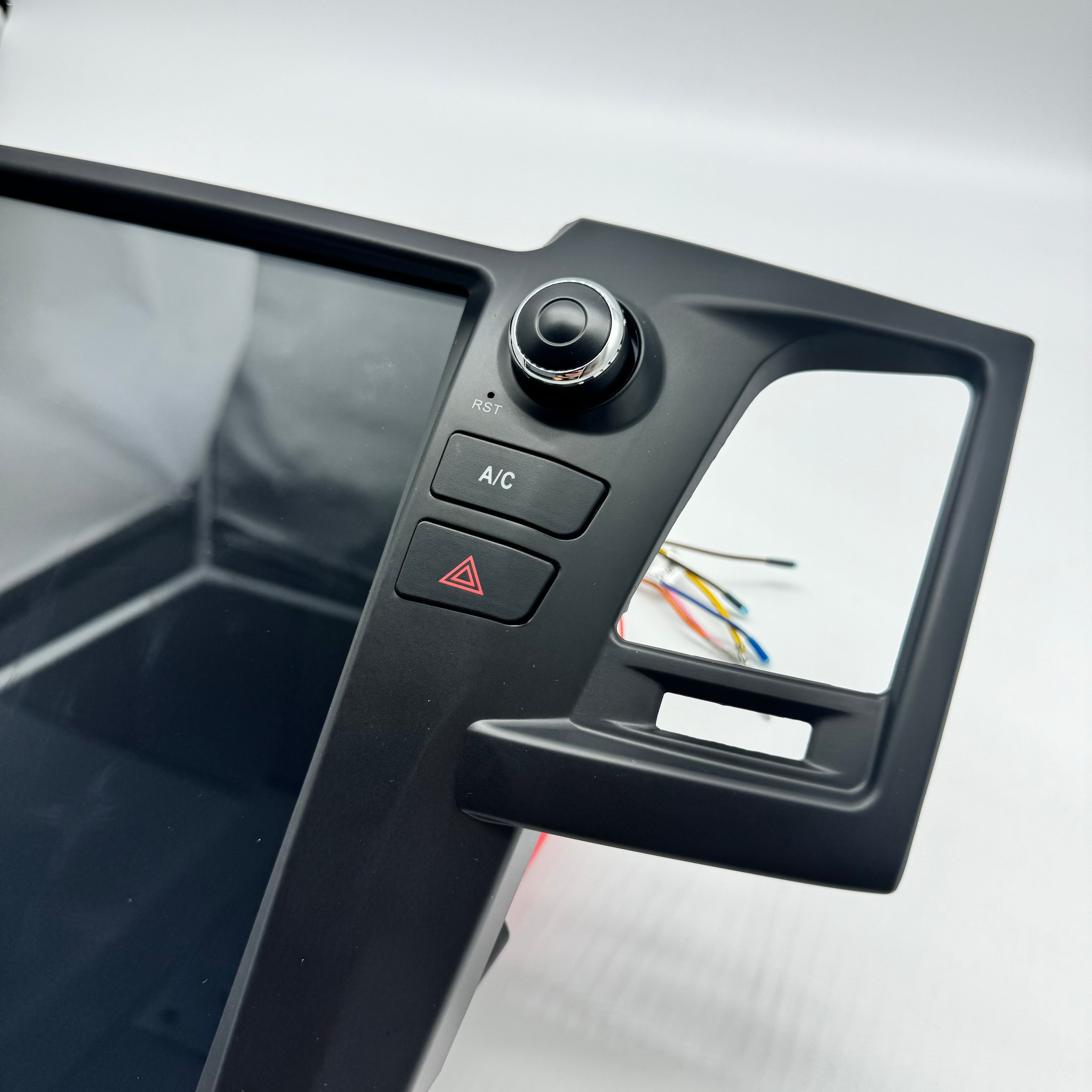 Wireless CarPlay head unit upgrade for Toyota Hilux SR5 2015 model