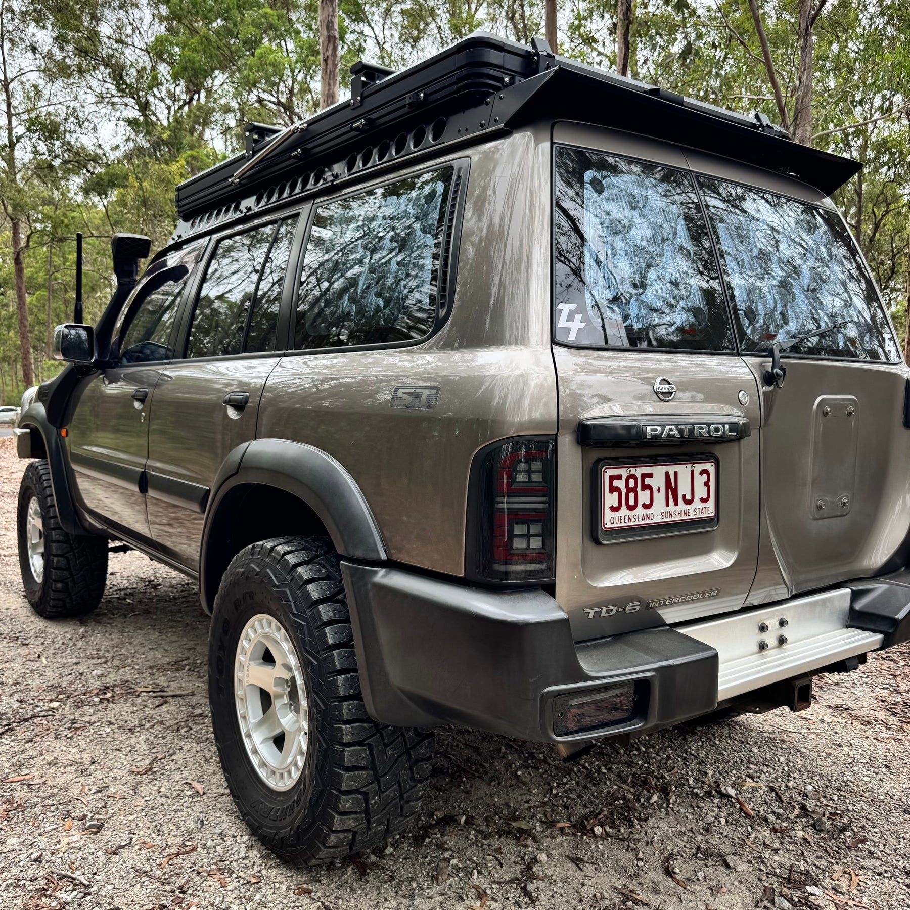 Nissan Patrol GU Y61 LED Tail Light Bundle