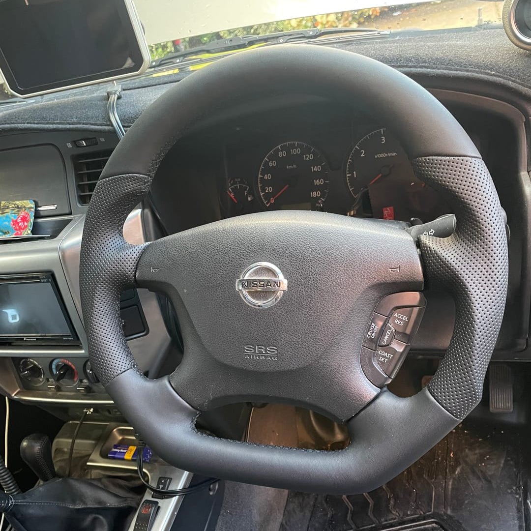NISSAN PATROL GU Y61 PREMIUM STEERING WHEEL - FULL GENUINE LEATHER - Tech4tourers
